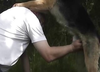 Dude lets this dog fuck his asshole