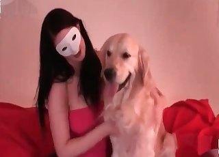 Pervert wearing a mask is banging a pet