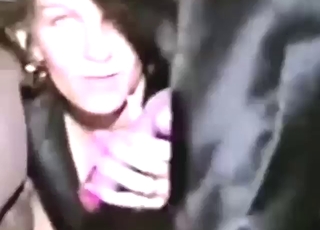 Dog-sucking blondie working that big penis