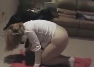 Hot zoo XXX movie with a lady who takes dog's dick