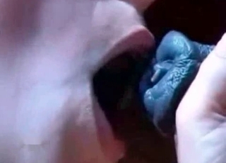 Passionate blowjob for a really loveable mutt