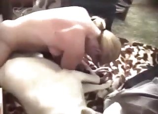 Labrador gets to fuck this amazingly filthy woman