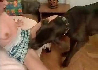 Sexy doggie screwing her on cam